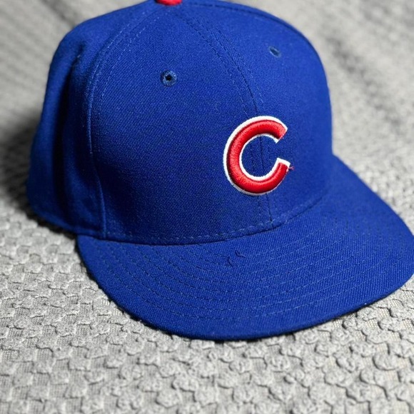 Blue and red Chicago Cubs baseball cap - Picture 1 of 6